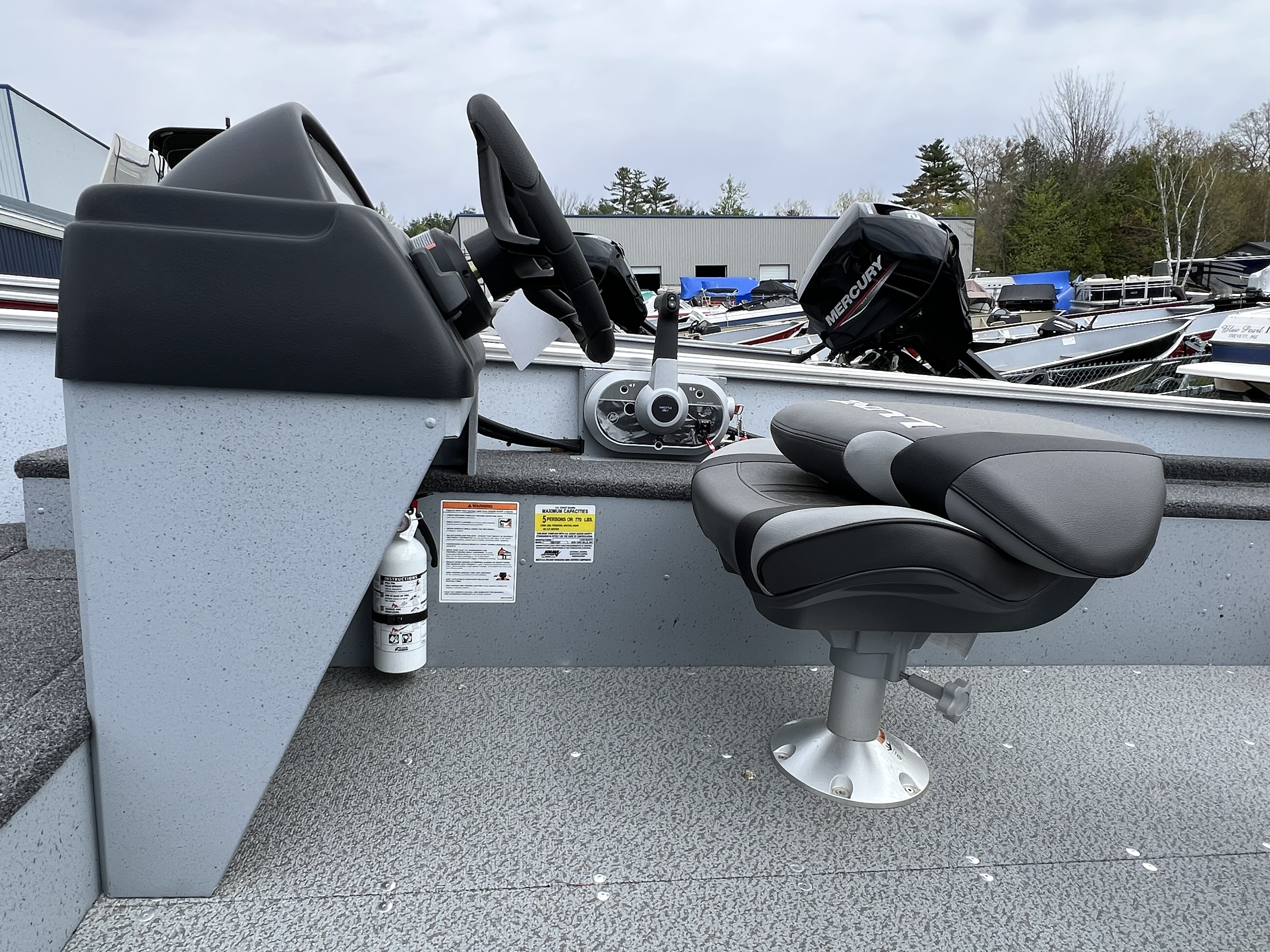 2025 Lund Fury 1600 SS - Photo 6